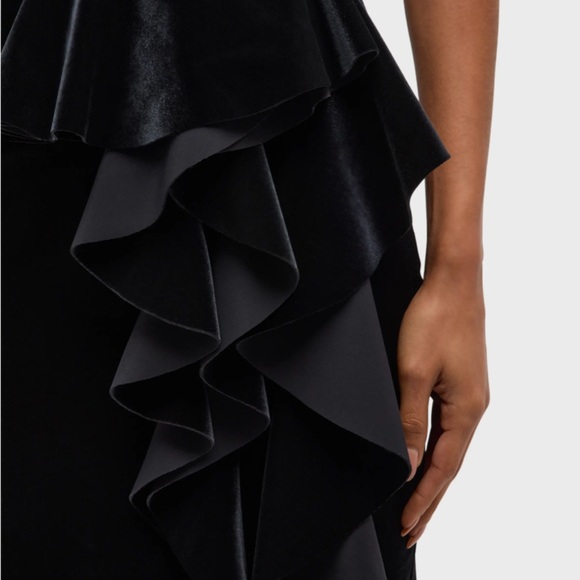 NEW NWT Chiara Boni La Petite Robe Ablah Sleeveless Velvet Peplum Gown Black - Picture 4 of 15